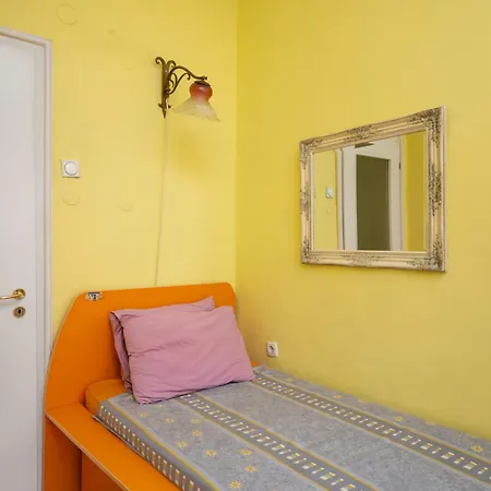 דירות Sofia'S 1Bd Colourful Getaway Near Ndk מראה חיצוני תמונה