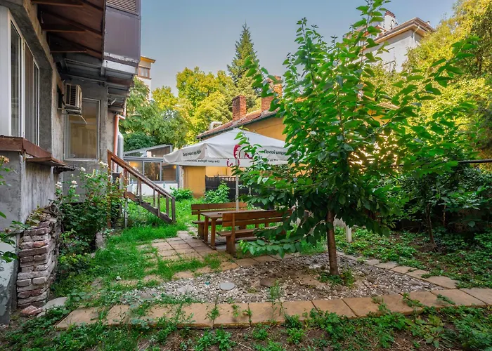 Sofia\'S 1Bd Colourful Getaway Near Ndk
